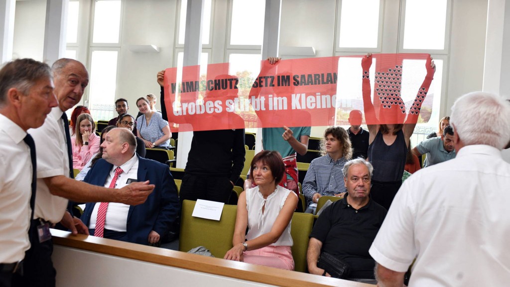 Foto: Klimaschutz-Protest im Landtag