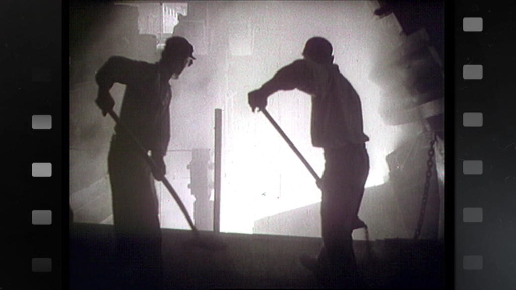 Foto: Arbeiter in einem Hüttenwerk